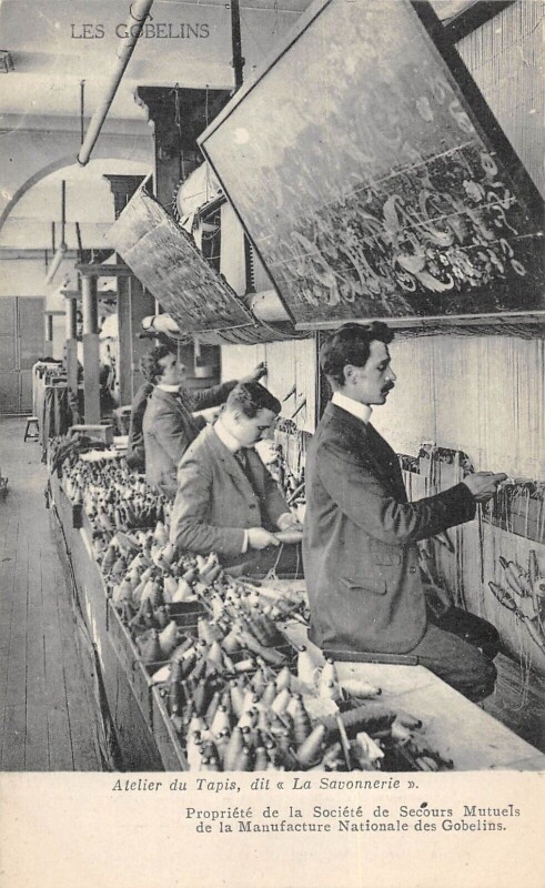 Carte postale ancienne Paris 13e Les Gobelins Atelier Du Tapis La Savonnerie à Paris 13e