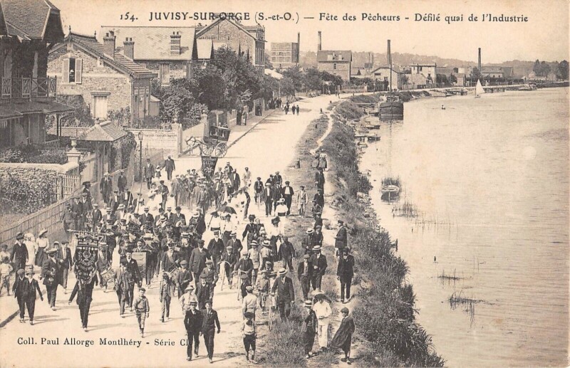 Carte postale ancienne Juvisy Sur Orge - Fete Des Pecheurs - Defile Quai De L'Industrie à Juvisy-sur-Orge