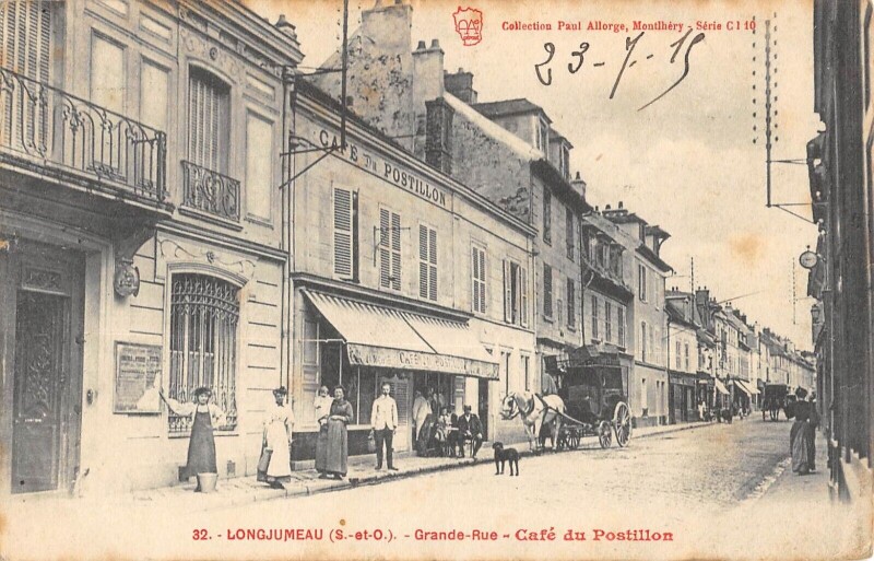 Carte postale ancienne Longjumeau / Grande Rue / Cafe Du Postillon à Longjumeau