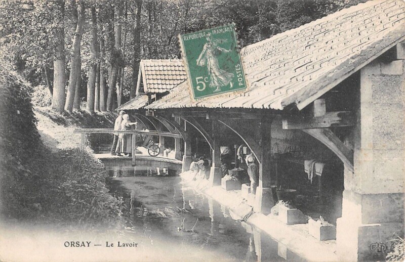 Carte postale ancienne Orsay - Le Lavoir - Lavandieres à Orsay