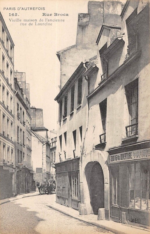 Carte postale ancienne Rue Broca - Vieille maison de l'ancienne rue de Lourcine à Paris 5e