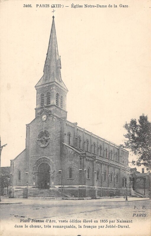 Carte postale ancienne Paris 13e Eglise Notre Dame De La Gare Place Jeanne D'Arc à Paris 13e