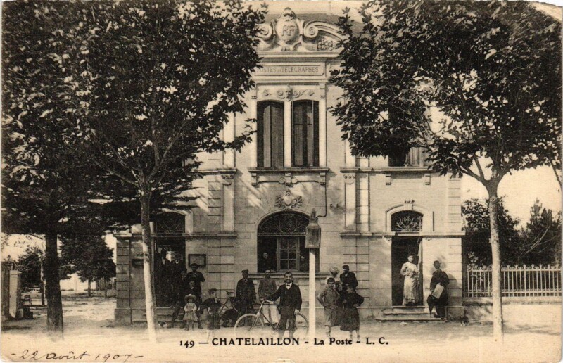 Carte postale ancienne Chatelaillon - La Poste