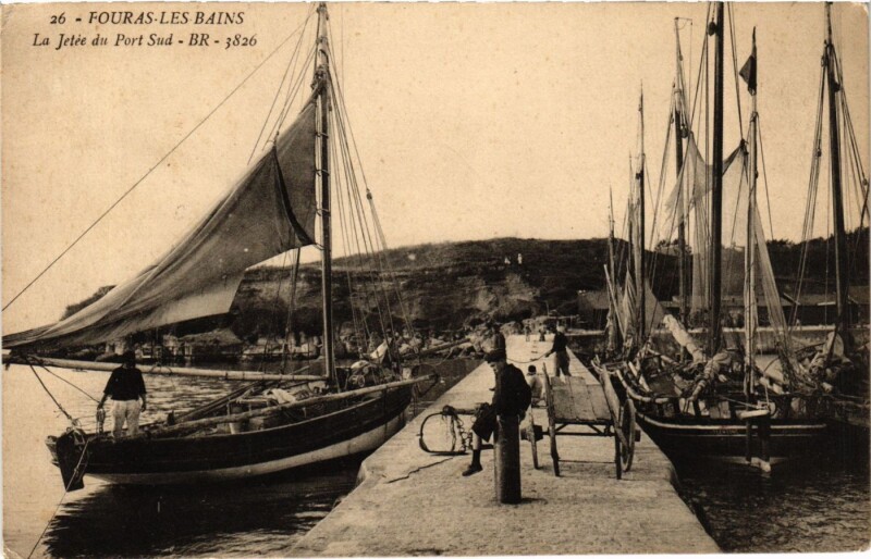 Carte postale ancienne Fouras-les-Bains - La Jetée du Port Sud à Fouras
