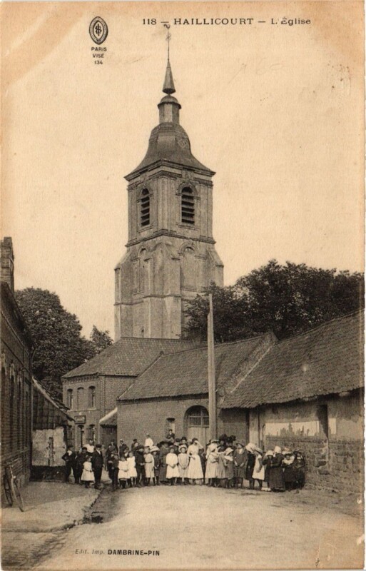 Carte postale ancienne Haillicourt - L'église à Haillicourt