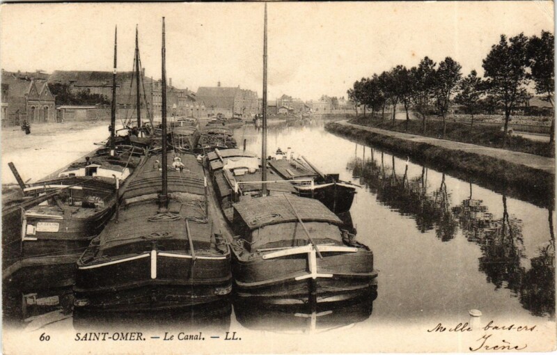 Carte postale ancienne Saint-Omer - Le Canal à Saint-Omer