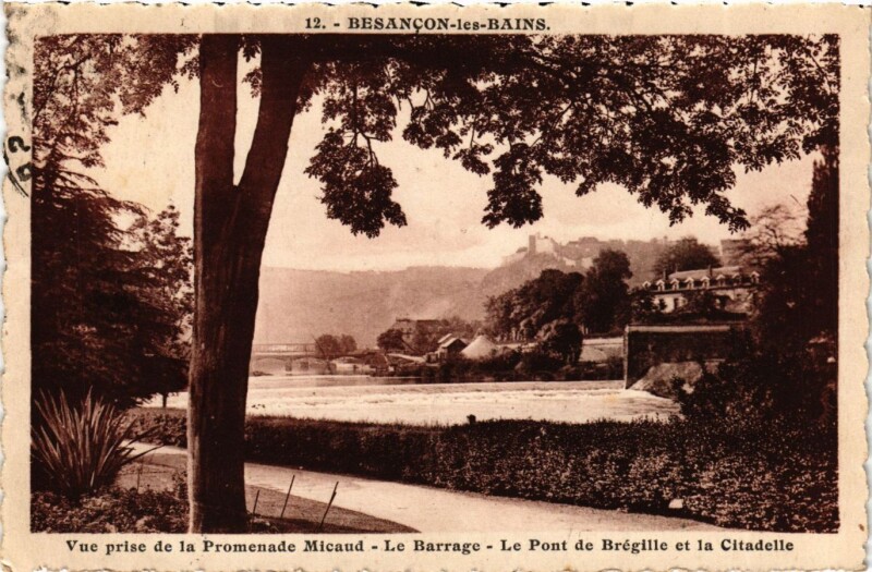 Carte postale ancienne Besancon Promenade Micaud barrage pont