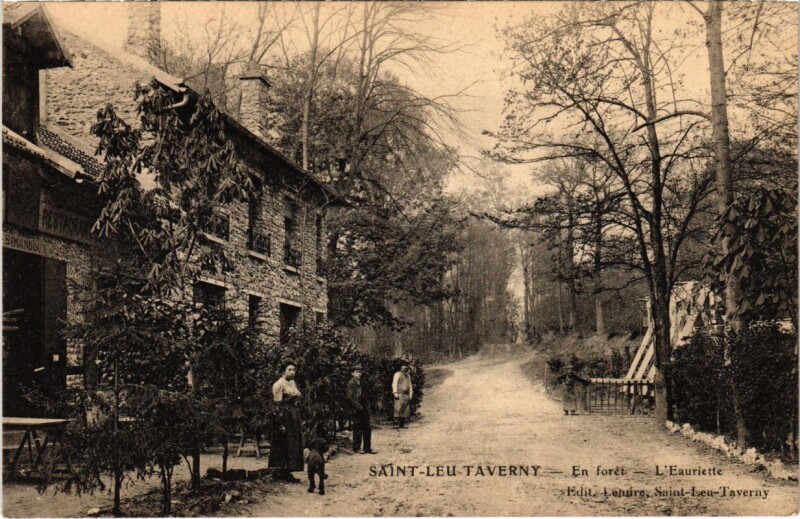Carte postale ancienne Saint-Leu-Taverny - En Foret à Taverny