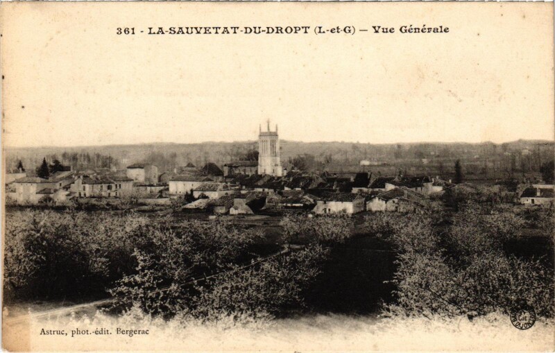 Carte postale ancienne La Sauvetat du Dropt Vue générale à La Sauvetat-du-Dropt