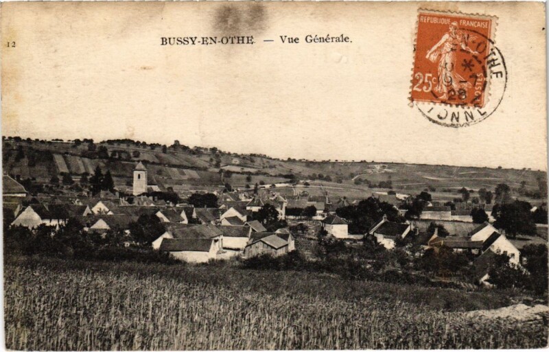 Carte postale ancienne Bussy-en-Othe - Vue générale à Bussy-en-Othe