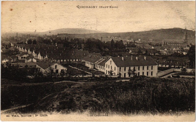 Carte postale ancienne Militaire - Giromagny - Les Casernes à Giromagny