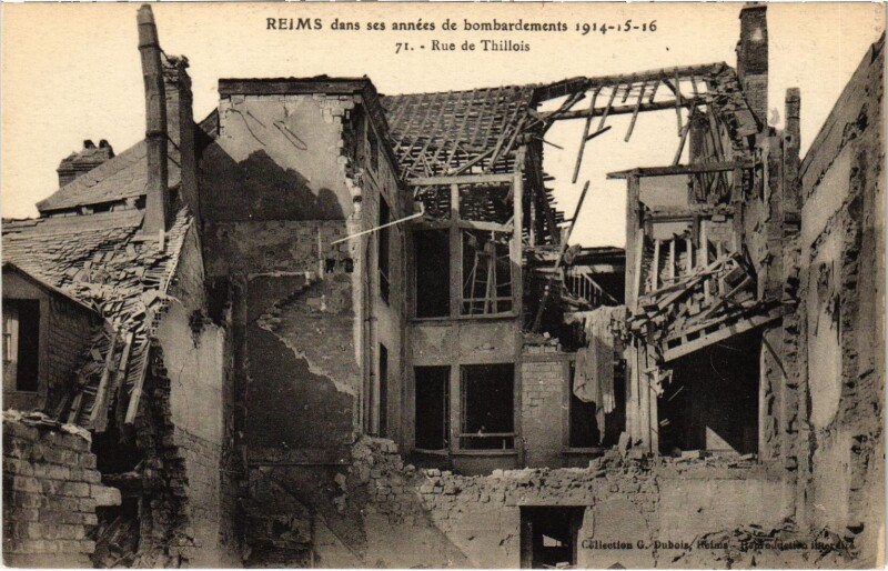 Carte postale ancienne Militaire - Reims dans ses années de Bombardémemnts à Reims