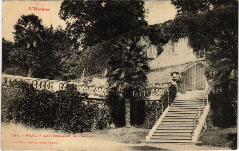 Carte postale ancienne Prat- Les Terrasses du Chateau France
