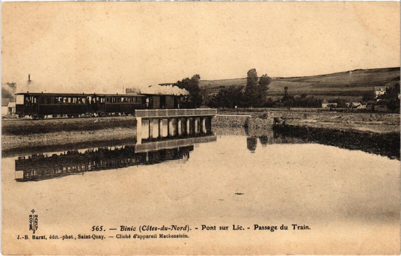 Carte postale ancienne Binic Pont sur Lic Passage du train Tram Vapeur