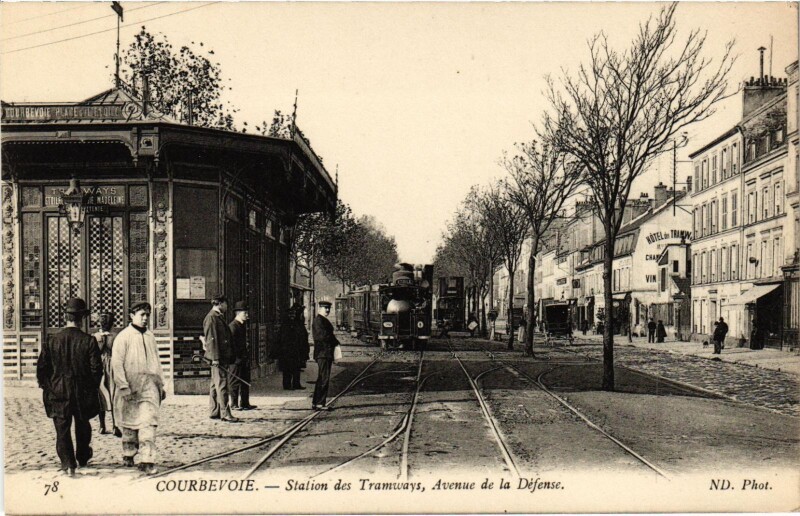 Carte postale ancienne Courbevoie Station des Tramways Tram Vapeur à Courbevoie