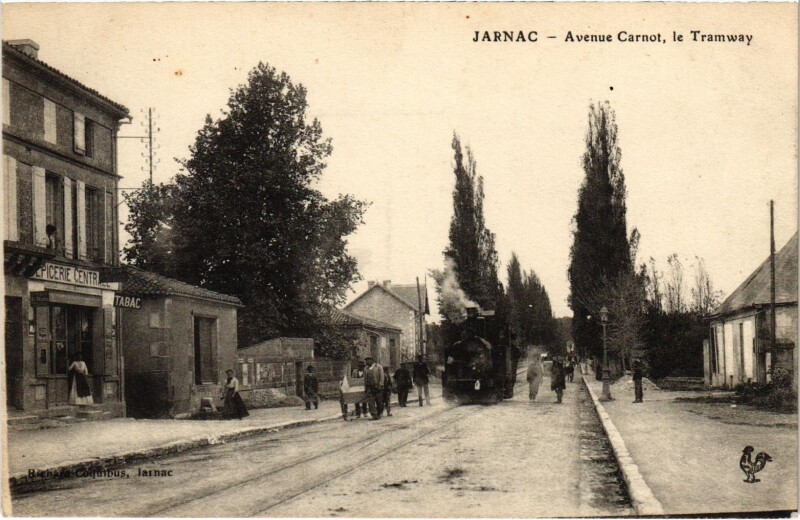 Carte postale ancienne Jarnac Avenue Carnot Tram Vapeur à Jarnac