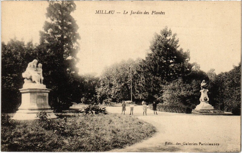 Carte postale ancienne Millau - Le Jardin des Plantes à Millau