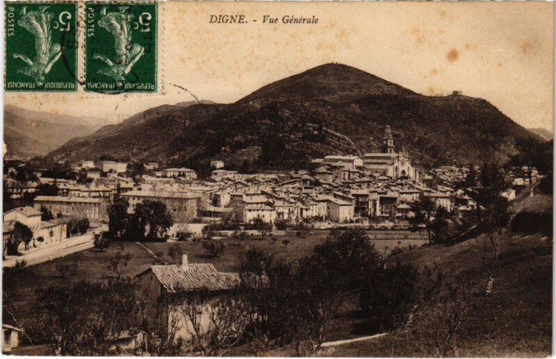 Carte postale ancienne Digne Vue generale