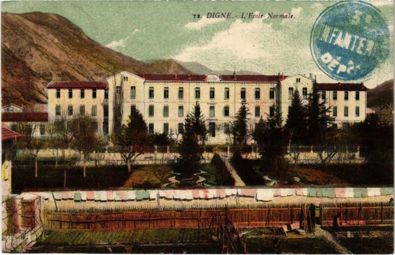Carte postale ancienne Digne L'Ecole Normale