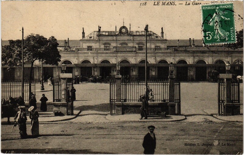 Carte postale ancienne Le Mans - La Gare au Mans