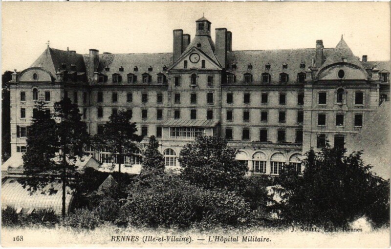 Carte postale ancienne Rennes - L'Hopital Militaire à Rennes