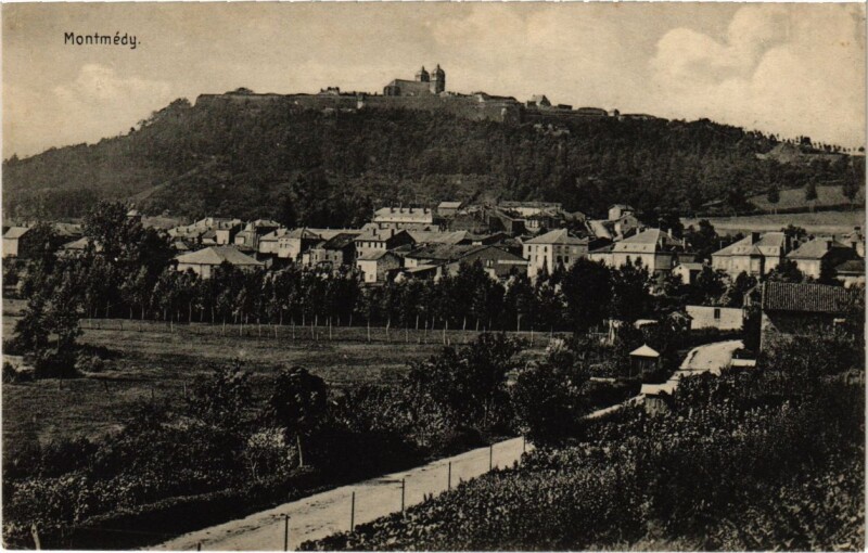 Carte postale ancienne Montmedy - Vue Generale à Montmédy