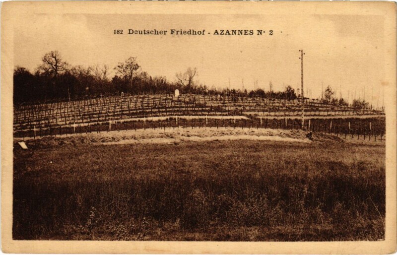 Carte postale ancienne Azannes - Deutscher Friedhof - Cimetiere