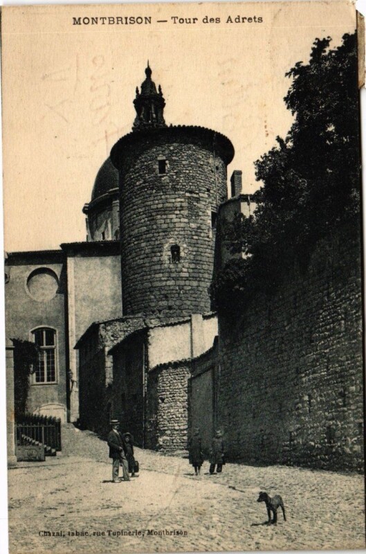 Carte postale ancienne Montbrison - Tour des Adrets à Montbrison