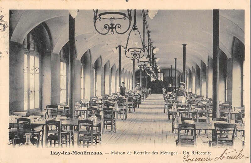 Carte postale ancienne Issy Les Moulineaux Maison De Retraite Des Menages Un Refectoire à Issy-les-Moulineaux