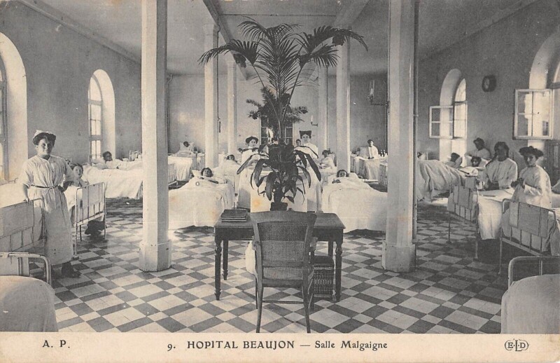 Carte postale ancienne Hopital Beaujon Salle Malgaigne à Paris