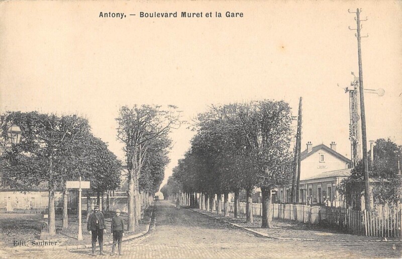 Carte postale ancienne Antony Boulevard Muret Et La Gare à Antony