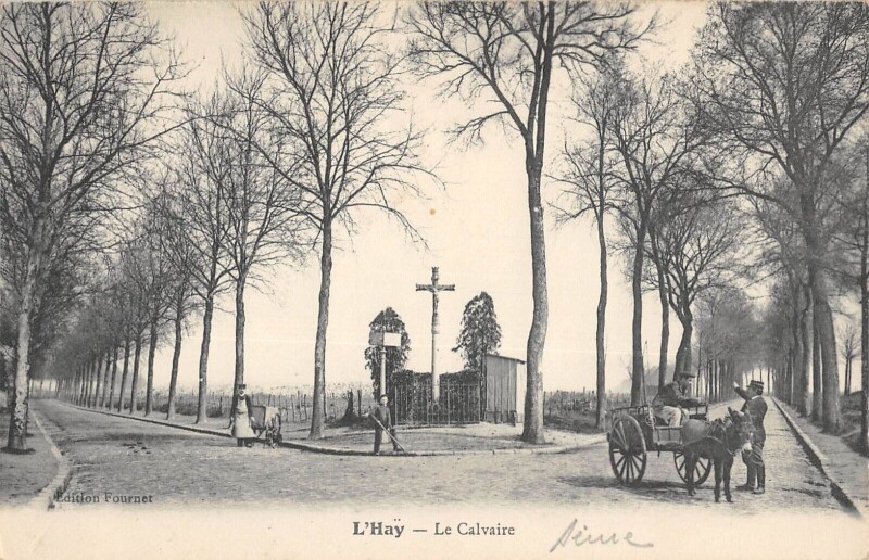 Carte postale ancienne L'Hay Le Calvaire