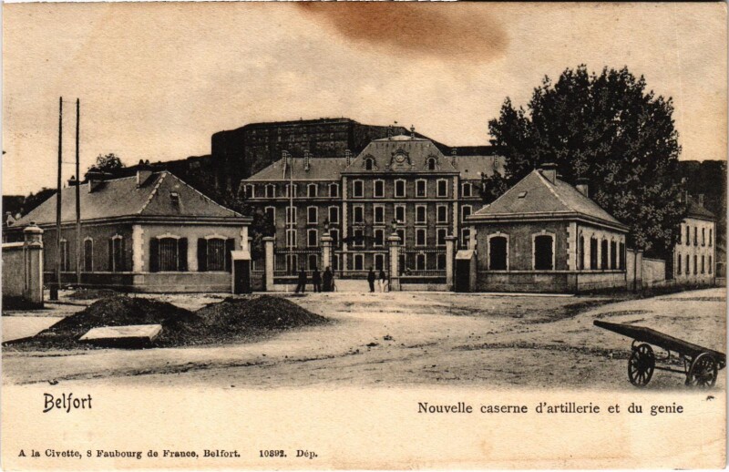 Carte postale ancienne Militaire - Belfort - Nouvelle caserne d'artillerie à Belfort