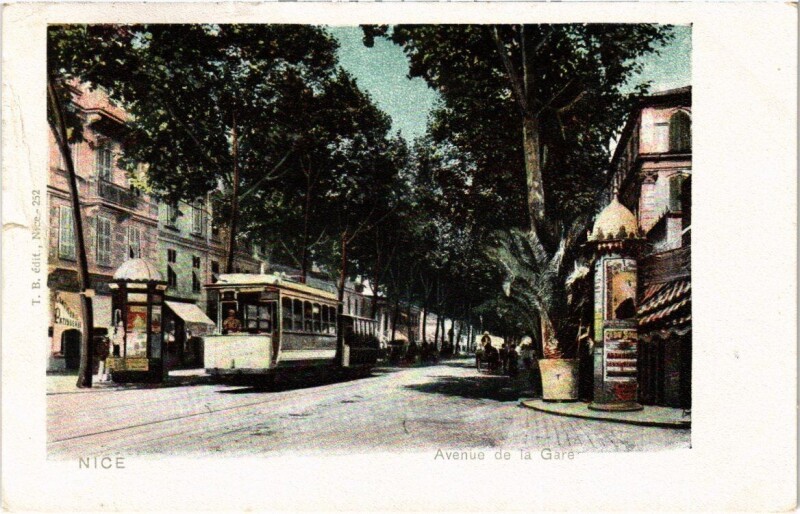 Carte postale ancienne Nice - Avenue de la Gare à Nice