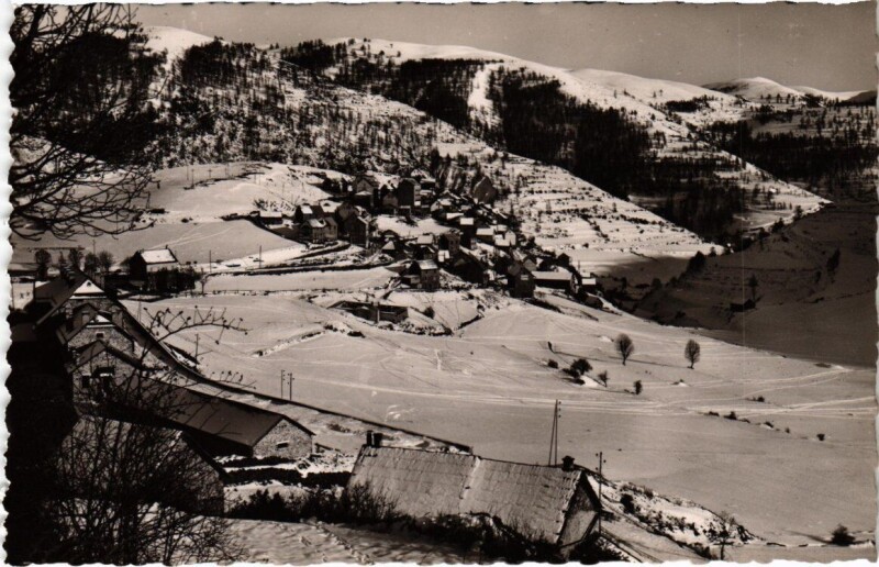 Carte postale ancienne Beuil - Vue d'Ensemble à Beuil