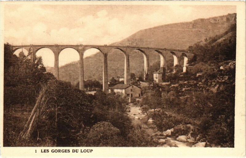 Carte postale ancienne Les Gorges du Loup