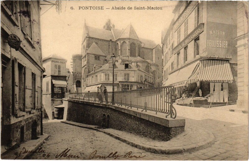 Carte postale ancienne Pontoise - Abside de Saint-Maclou à Pontoise