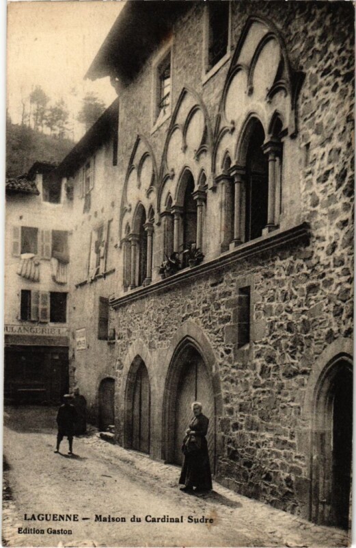Carte postale ancienne Laguenne - Maison du Cardinal Sudre