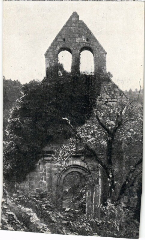 Carte postale ancienne Gimel - Saint-Etienne de Braguse - Ruines de la Chapelle