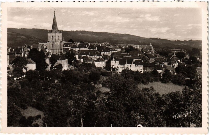 Carte postale ancienne Donzenac - Vue Generale à Donzenac