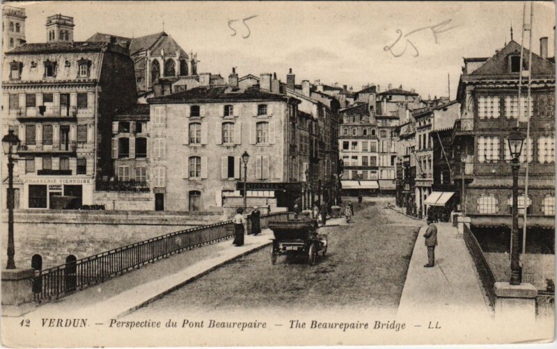 Carte postale ancienne Verdun - The beaurepaire bridge à Verdun