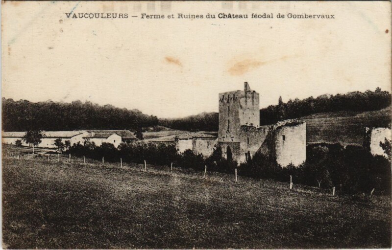 Carte postale ancienne Vaucouleurs - Fermes et ruines de chateau à Vaucouleurs