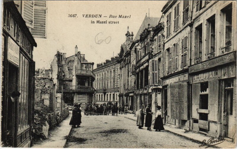 Carte postale ancienne Verdun - Rue mauzel à Verdun