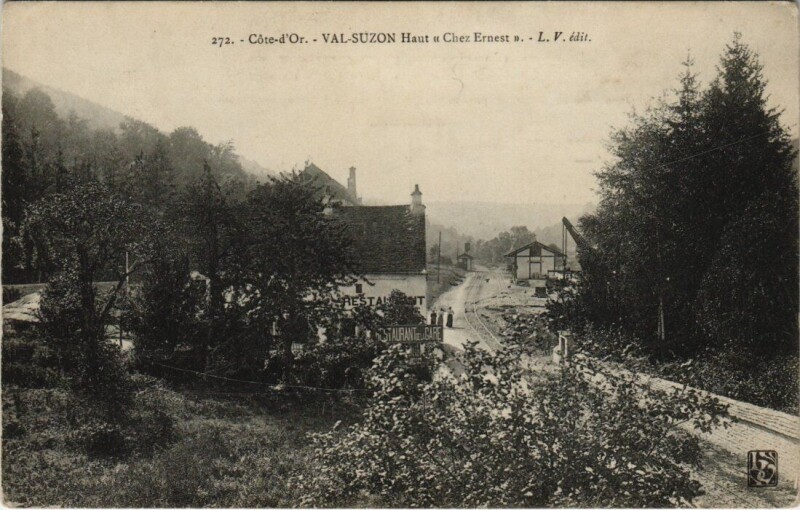 Carte postale ancienne Val-Suzon - Haut Chez Ernest à Val-Suzon
