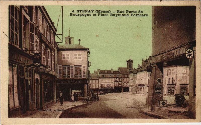 Carte postale ancienne Stenay - Rue porte de à Stenay