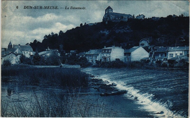 Carte postale ancienne Dun-sur-meuse - Le deversoir à Dun-sur-Meuse