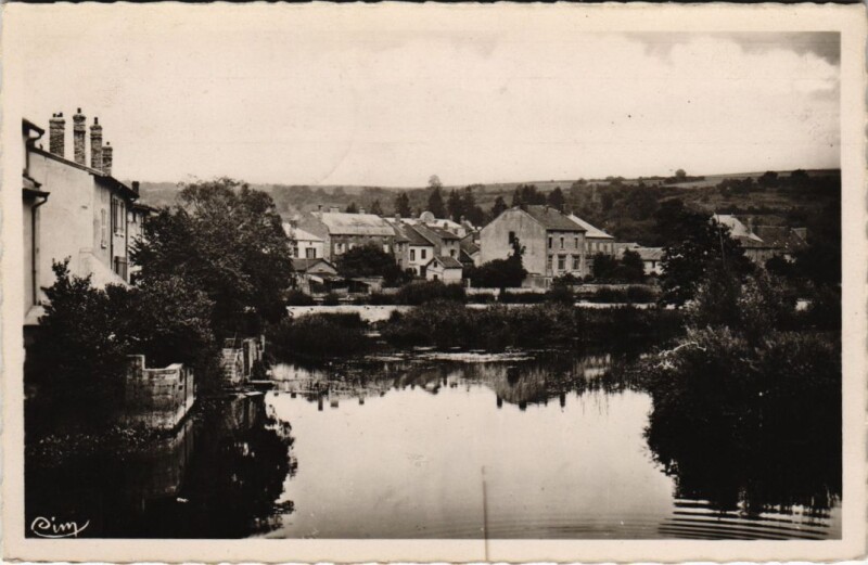 Carte postale ancienne Dun-sur-meuse - Vue de la meuse à Dun-sur-Meuse