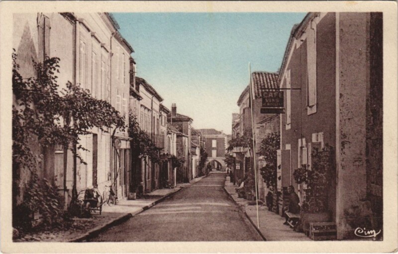 Carte postale ancienne Beaumont-du-Perigord Rue Foussal