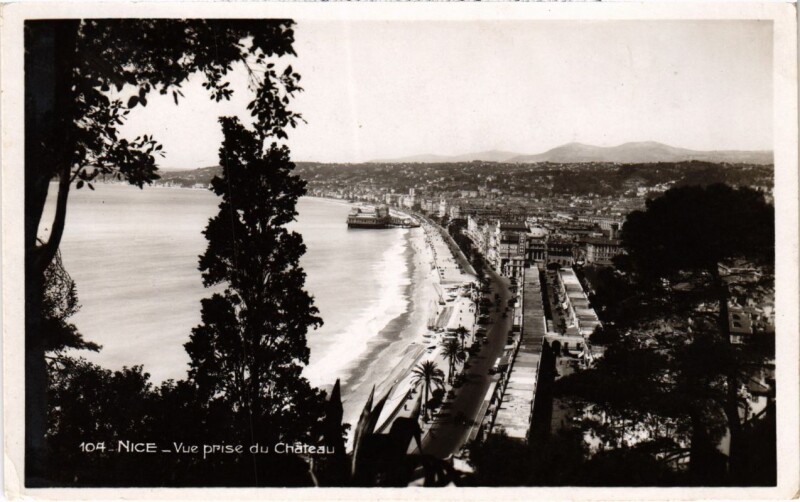 Carte postale ancienne Nice- vue prise du Chateau France