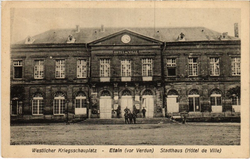 Carte postale ancienne Etain - Hotel de Ville - Stadthaus à Étain